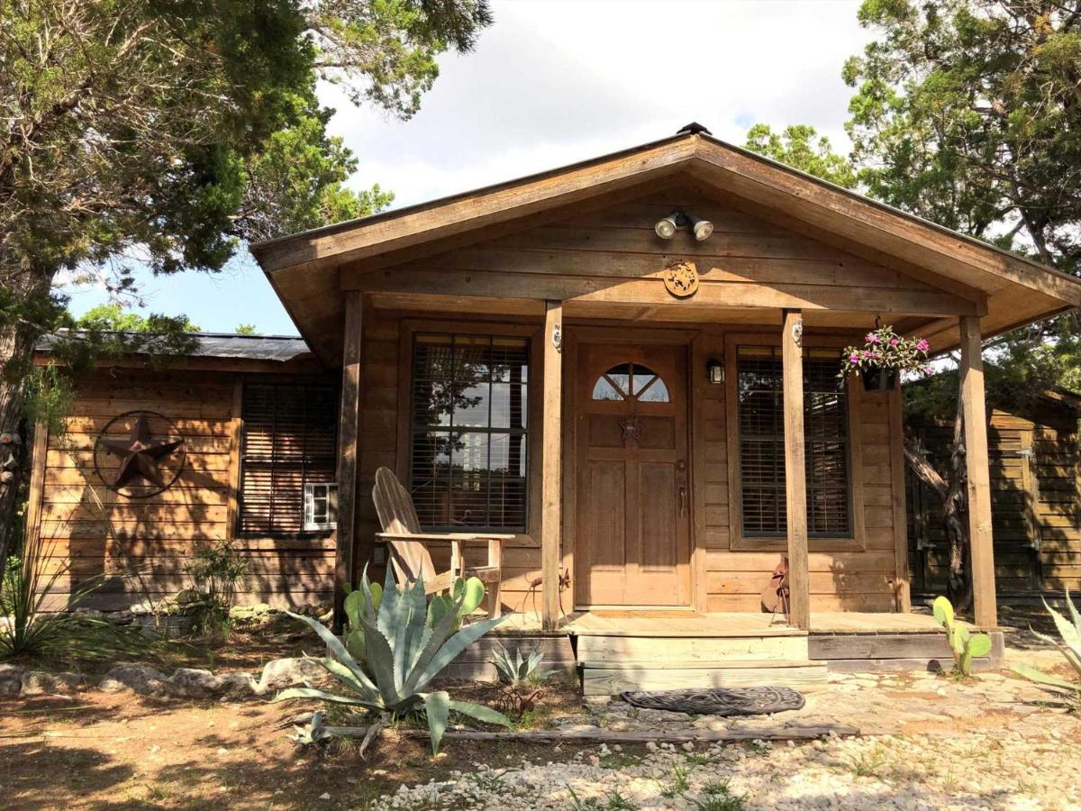 Rockin' B Ranch Love Shack Pipe Creek 外观 照片